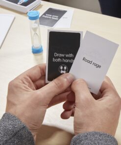 Hasbro Gaming Cranium Dark Game 20 81HW5BOtYJL