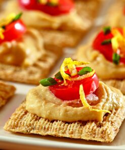 Triscuit Hint of Sea Salt Whole Grain Wheat Crackers, Vegan Crackers, 8.5 oz 31 81J FvuF5NL