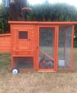 TRIXIE Pet Products Chicken Coop with Outdoor Run, 66.75 x 30.25 x 41.25 inches 66.8"L x 30.3"W x 41.3"H 57 81JaQSyDM7L
