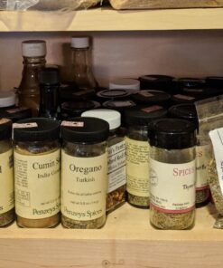 DecoBros Spice Rack 3 Tier Expandable Cabinet Spice Organizer Step Shelf Organizer (31.75~63.50 cm), Chrome 32 81Jlp06S3LL