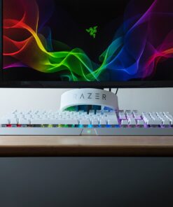 Razer BlackWidow X Chroma Mechanical Gaming Keyboard: Green Key Switches - Tactile & Clicky - Chroma RGB Lighting - Military-Grade Metal Construction - Mercury White RGB Mercury 24 81KM35mRcxL 2