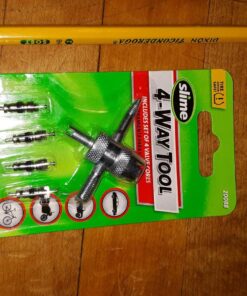 Slime 20088 Valve Tool, 4-Way, Plus Valve Cores for All Types of Tire 4-way Valve Tool 31 81KMCxliSHL