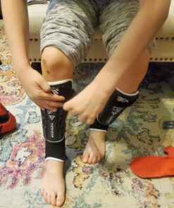 Vizari Malaga Soccer Shin Guards for Kids | Soccer Gear for Boys Girls | Protective Soccer Equipment | Adjustable Straps Black Medium 21 81KNbwJKorL