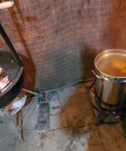 Bayou Classic 1118 32-qt Stainless Steel Turkey Fryer Perfect For Frying Up To 18-lb Turkeys Includes Perforated Poultry Rack and Lift Hook 12-in Stainless Thermometer 1-oz Seasoning Injector 43 81KVFFnyWAL