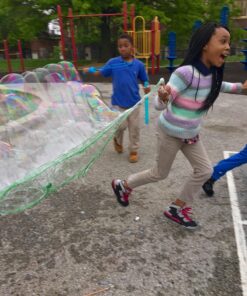 Froggy's Fog High Color Bubble Juice, Strong, Long-Lasting Bubble Solution Creates Iridescent Bubbles for Bubble Machines, Bubblers, Bubble Toys and Bubble Wands, 1 Gallon 30 81KZMKoiR6L