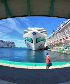 GoPro Hero7 Black — Waterproof Action Camera with Touch Screen 4K Ultra HD Video 12MP Photos 720p Live Streaming Stabilization 30 81KuaGAM9WL