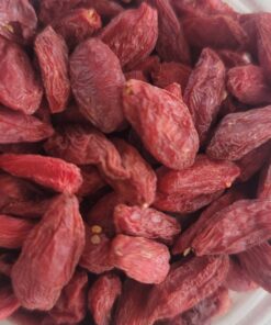 Organic Dried Goji Berries - Non-GMO and Vegan Goji Berries Organic, Perfect for Baking, Teas and Healthy Snacks for Adults (1 lb) 1 Pound (Pack of 1) 34 81KxNUNx0bL