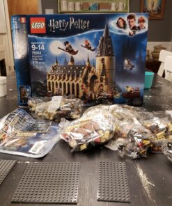 LEGO Harry Potter Hogwarts Great Hall 75954 Building Kit and Magic Castle Toy, Fantasy Creatures, Hermione Granger, Draco Malfoy and Hagrid (878 Pieces) 63 81LU2n80lPL