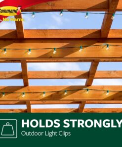 Command Outdoor Light Clips, Damage Free Hanging Light Clips with Adhesive Strips, Wall Clips for Hanging Outdoor Christmas Decorations, Lights and Cables, 20 Clear Clips and 24 Command Strips 20 Clips 27 81MShZWPgL