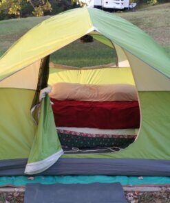 Coleman Sundome Camping Tent, 2/3/4/6 Person Dome Tent with Snag-Free Poles for Easy Setup in Under 10 Mins, Included Rainfly Blocks Wind & Rain, Tent for Camping, Festivals, Backyard, Sleepovers Palm Green 4 Person 38 81MrfOtO7kL