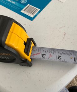 Komelon SM5425 Speed Mark Gripper Acrylic Coated Steel Blade Measuring Tape, 1-Inch X 25Ft , White 25 FT 30 81N3l6oyZHL