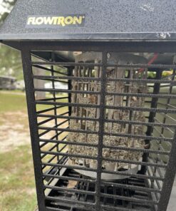 Flowtron Bug Zapper, 1 Acre of Outdoor Coverage with Powerful 40W Bulb & 5600V Instant Killing Grid, Electric Insect, Fly & Mosquito Zapper, Made in The USA 39 81NPrz3l5L