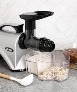 Omega NC800HDS Cold Press Juicer Machine, Vegetable and Fruit Juice Extractor and Nutrition System, Dual-Stage Slow Masticating Juicer, 150 W, Silver 26 81NaNXbp4VL