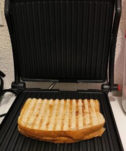 Chefman Panini Press Grill and Gourmet Sandwich Maker Non-Stick Coated Plates, Opens 180 Degrees to Fit Any Type or Size of Food, Stainless Steel Surface and Removable Drip Tray, 4 Slice, Black 40 81NqBzrwdGL