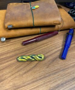 Crazy Aaron's Thinking Putty Super Fly Super Illusions Putty, Mini 2" Tin 15 81NwTtAWdL