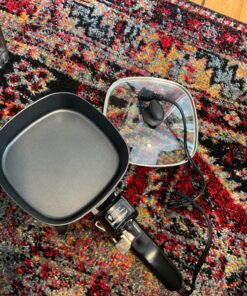 Elite Gourmet EFS-400 Personal Stir Fry Griddle Pan, Rapid Heat Up, 600 Watts Non-stick Electric Skillet with Tempered Glass Lid, Size 7" x 7" 45 81Oiq4dzjkL