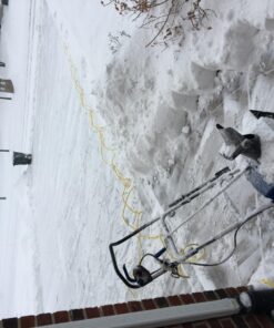 Snow Joe SJ623E 18-Inch 15-Amp Electric Walk-Behind Single Stage Snow Blower w/ Headlight, 18-Inch 35 81PDEt15fsL