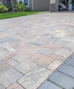 5 Gal. DOMINATOR SG+ Clear Acrylic Sealer | High Gloss Paver Sealer | Wet Look, Color Enhancing | Professional Grade | Concrete Pavers and Decorative Concrete | Fast Dry | Driveway, Patio and Walkways 45 81PbxClJn2L