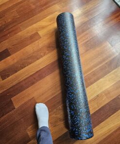 Amazon Basics High-Density Round Foam Roller for Exercise, Massage, Muscle Recovery Blue Speckled 36-Inch 25 81QD5yWDaL