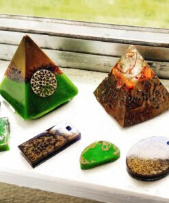 Funshowcase Pyramid Resin Epoxy Mold for Jewelry, Polymer Clay, Soap Making, Cabochon Gemstone Crafting Projects Square Pyramid Medium 2x2x2inch 22 81QmlaRnK8L