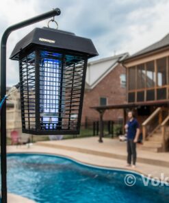 Flowtron Bug Zapper, 1 Acre of Outdoor Coverage with Powerful 40W Bulb & 5600V Instant Killing Grid, Electric Insect, Fly & Mosquito Zapper, Made in The USA 26 81RA1C1NLHL