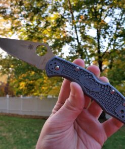 Spyderco Delica 4 Lightweight 7.15" Signature Folding Knife with 2.90" Flat-Ground Steel Blade and High-Strength FRN Handle - PlainEdge Grind Delica 4 Lightweight Flat Ground Grey 29 81RLxQD1rL