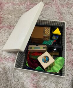 Melissa & Doug Deluxe Solid-Wood Magic Set With 10 Classic Tricks for ages 8+ years 29 81RMiYqUz3L