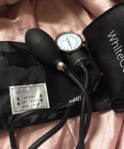 White Coat Deluxe Aneroid Sphygmomanometer Professional Blood Pressure Monitor with Adult Sized Black Cuff and Carrying Case 4 Piece Set 34 81RwUIeGv6L