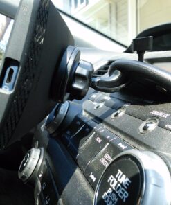 TechMatte MagGrip Universal Magnetic CD Slot Car Mount with Extra Strong Magnetic Grip (1 Pack) 68 81SV2XxmTnL