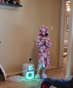 Singing Machine Portable Karaoke Machine for Adults & Kids with Wired Microphone, White - Built-In Speaker, Bluetooth with LED Disco Lights - Karaoke System with CD+G Player & USB Connectivity 28 81Sf316yEeL