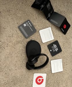 Beats Solo3 Wireless On-Ear Headphones - Apple W1 Headphone Chip, Class 1 Bluetooth, 40 Hours of Listening Time, Built-in Microphone - Black (Latest Model) Without AppleCare+ 32 81St2evwXNL