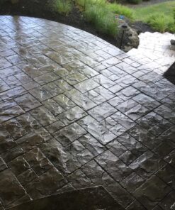 5 Gal. DOMINATOR SG+ Clear Acrylic Sealer | High Gloss Paver Sealer | Wet Look, Color Enhancing | Professional Grade | Concrete Pavers and Decorative Concrete | Fast Dry | Driveway, Patio and Walkways 37 81StlwnVKbL