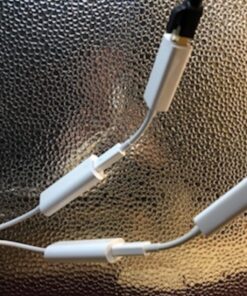 Apple Thunderbolt 3 (USB-C) to Thunderbolt 2 Adapter 21 81T4s4qcsDL