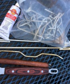 Pit Barrel Cooker Classic Package - 18.5 Inch Drum Smoker | Porcelain Coated Steel BBQ Grill | Includes 8 Hooks, 2 Hanging Rods, Grill Grate and More 90 81THEvfiyUL