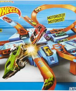 Hot Wheels Track Set with 1:64 Scale Toy Car, 4 Intersections for Crashing, Powered by a Motorized Booster, Criss-Cross Crash Track (Amazon Exclusive) 20 81Tb9SgoZRL