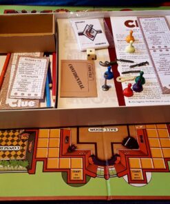 Hasbro Gaming Retro Series Clue 1986 Edition Board Game, Classic Mystery Games for Kids, Family Board Games for 3-6 Players, Family Games, Ages 8+ 29 81Tbz35vlCL