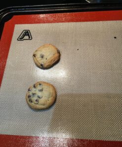 Silicone Baking Mat - Set of 2 Half Sheet (Thick & Large 11 5/8" x 16 1/2") - Non Stick Silicon Liner for Bake Pans & Rolling - Macaron/Pastry/Cookie/Bun/Bread Making - Professional Grade Nonstick Half Sheet 2pk 31 81TsNE7OVsL