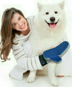 Mr. Peanut's Grooming Glove Brush and Deshedding Aid - Pet Hair Remover Mitt - for Long and Short Hair Grooming of Dogs, Horses, Bunnies and Some Agreeable Cats 29 81U 1UTQQ4L