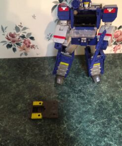 Transformers Generations Leader Titans Return Soundwave Action Figure 27 81UKDLg71nL