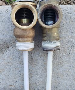 Camco Automatic Temperature and Pressure Relief Valve with Extension Probe and Lever | Features an All Brass Body with a Stainless Steel Pressure Spring | (10473) 19 81UMvjMH86L