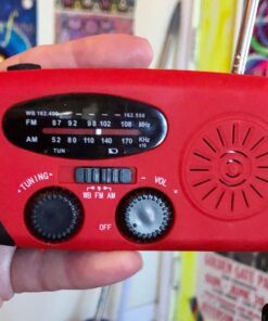 iRonsnow Solar Emergency Hand Crank Weather Radio, Portable Self Powered NOAA AM/FM Radios with SOS Alarm LED Flashlight 2000mAh Power Bank Smart Phone USB Charger for Camping (Red) 41 81UUowzExdL