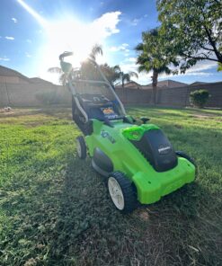Greenworks 40V 16" Cordless (Push) Lawn Mower (75+ Compatible Tools), 4.0Ah Battery and Charger Included 16" Mower (4.0Ah) 40 81Uy5FjF4L