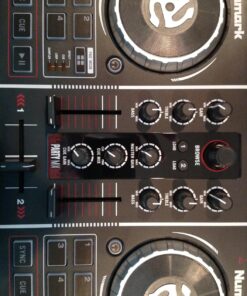 Numark Party Mix - Complete DJ Controller Set for Serato DJ with 2 Decks, Party Lights, Headphone Output, Performance Pads and Crossfader/Mixer 33 81V0XliSmQL