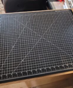 Dahle Vantage 10672 Self-Healing Cutting Mat, 18"x24", 1/2" Grid, 5 Layers for Max Healing, Perfect for Crafts & Sewing, Black 18" x 24" 36 81VSkXHyh2L