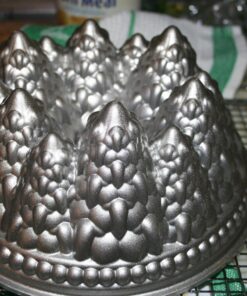 Nordic Ware Pine Forest Bundt Pan, Silver 68 81VajBulfbL