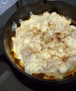 Lodge 10.25 Inch Cast Iron Pre-Seasoned Skillet – Signature Teardrop Handle - Use in the Oven, on the Stove, on the Grill, or Over a Campfire, Black 94 81VgCF99dqL