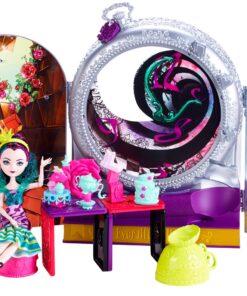 Mattel Ever After High Way Too Wonderland High and Raven Queen Playset, 6 years and up 36 81VlXd7E0fL