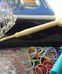 Rainbow Loom® Monster Tail™ Kit Features Compact Loom and Case, Makes Monster Sized Bracelets, Easy for Travel, Includes Exclusive Monster Tail Loom, and 2 Bracelet Instructions for Boys and Girls 7+ 13 81Vm7TiMmsL