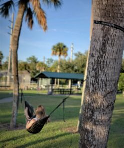 Kamber Hammock Straps – Two Extra Long 10ft Hammock Straps with Precision Adjusting Buckles and Heavy-Duty Carbon Steel Carabiners, Triple Stitched Non-Stretch Polyester Straps, Holds 1500Lbs 13 81VuZPdwlDL