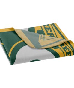 Northwest NFL Unisex-Adult Fleece Throw Blanket Green Bay Packers 50" x 60" Marque 8 81VvbcnmDxL